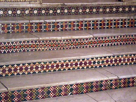 Steps with inlay risers