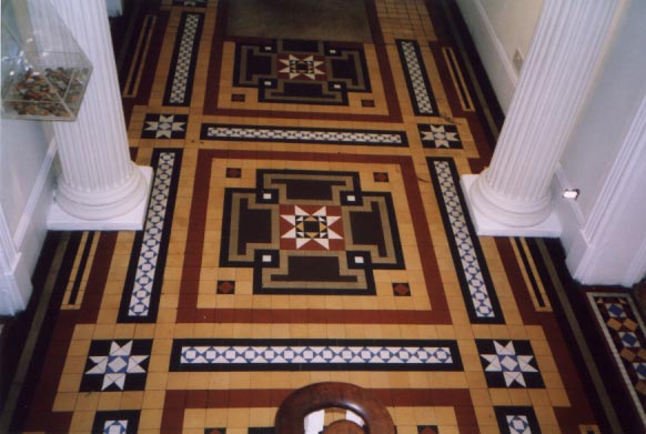 victorian tiled hallway